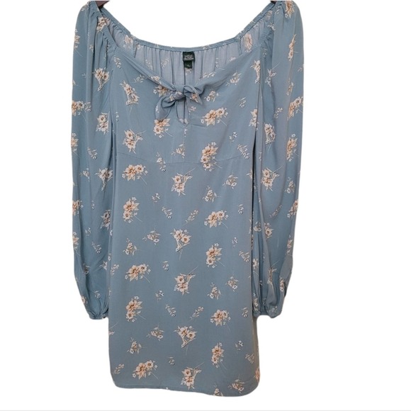 Wild Fable Blue Floral Print Long Sleeve Keyhole Size Small - Picture 1 of 7